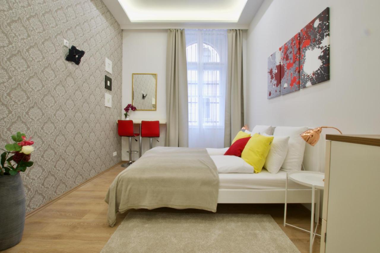 St King 11 By Hi5 Apartments بودابست المظهر الخارجي الصورة