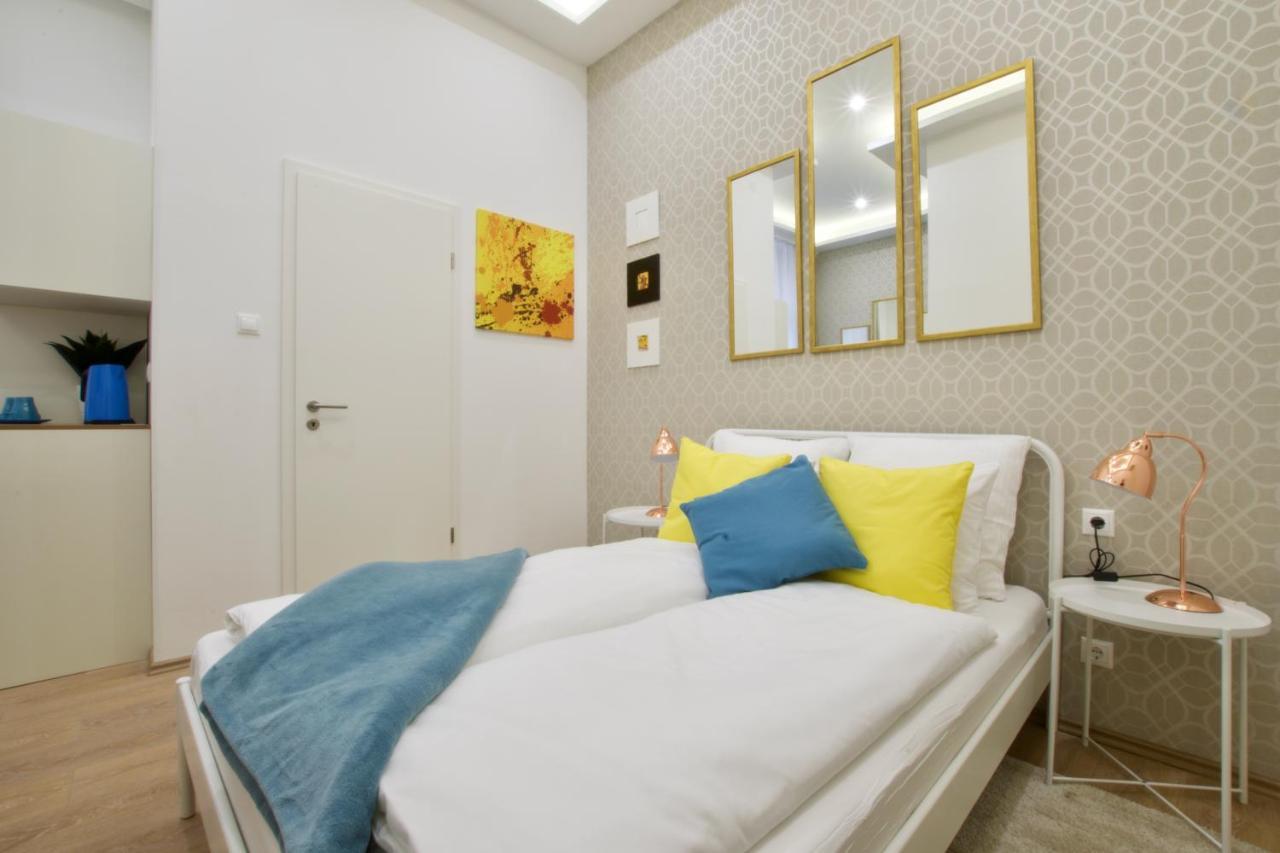 St King 11 By Hi5 Apartments بودابست المظهر الخارجي الصورة